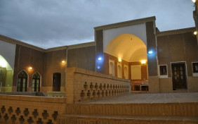 هتل یه تا خور و بیابانک